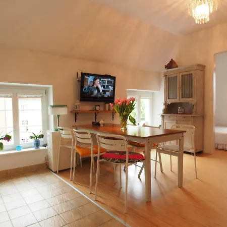 Grand Tourist Mansard, Długa 69 Str Apartment Danzig